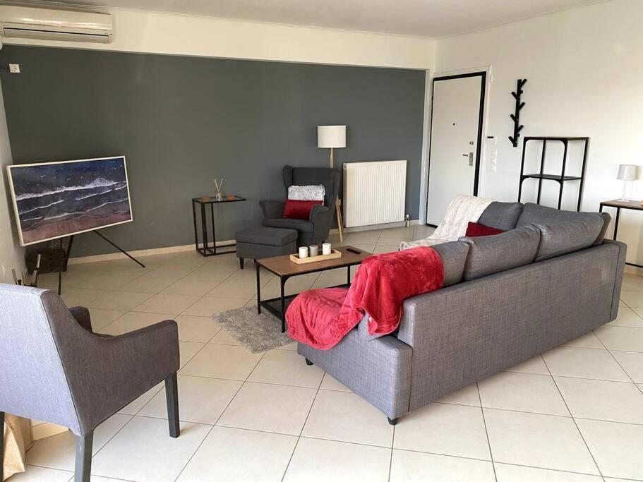 Spacious And Sunkissed 3Br & 2 Bathrooms Apartment Athens Luaran gambar