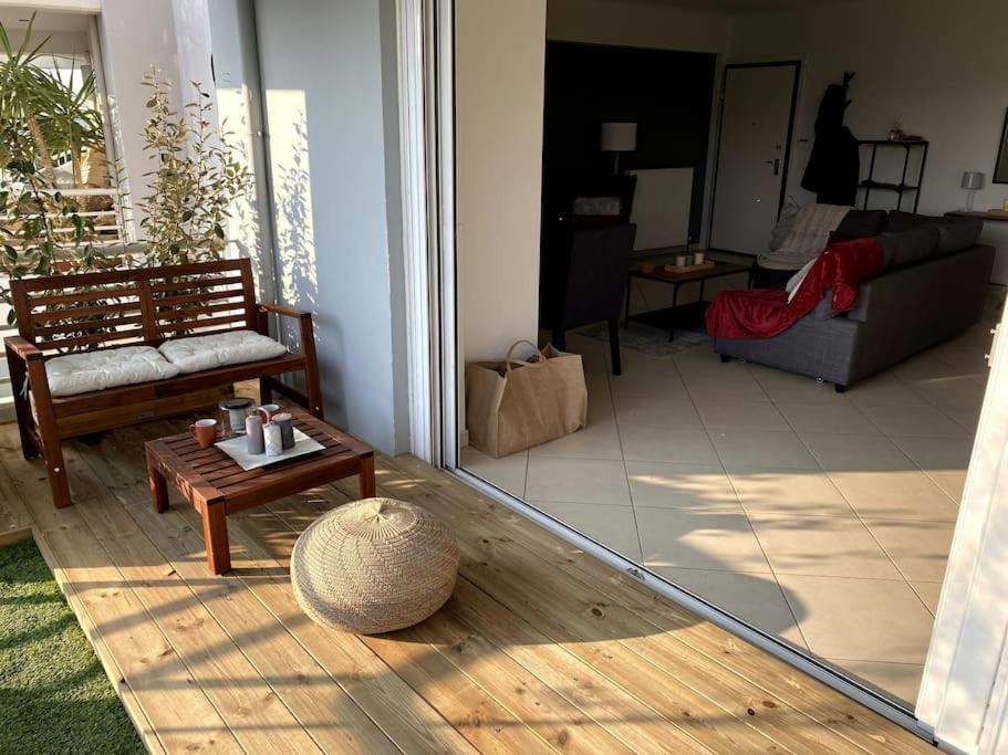 Spacious And Sunkissed 3Br & 2 Bathrooms Apartment Athens Luaran gambar