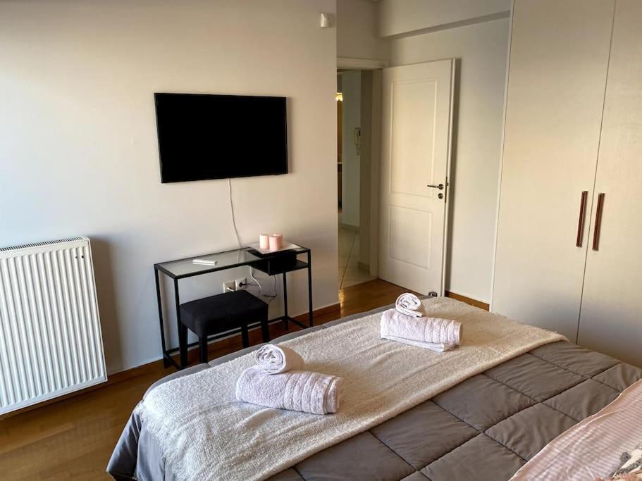 Spacious And Sunkissed 3Br & 2 Bathrooms Apartment Athens Luaran gambar
