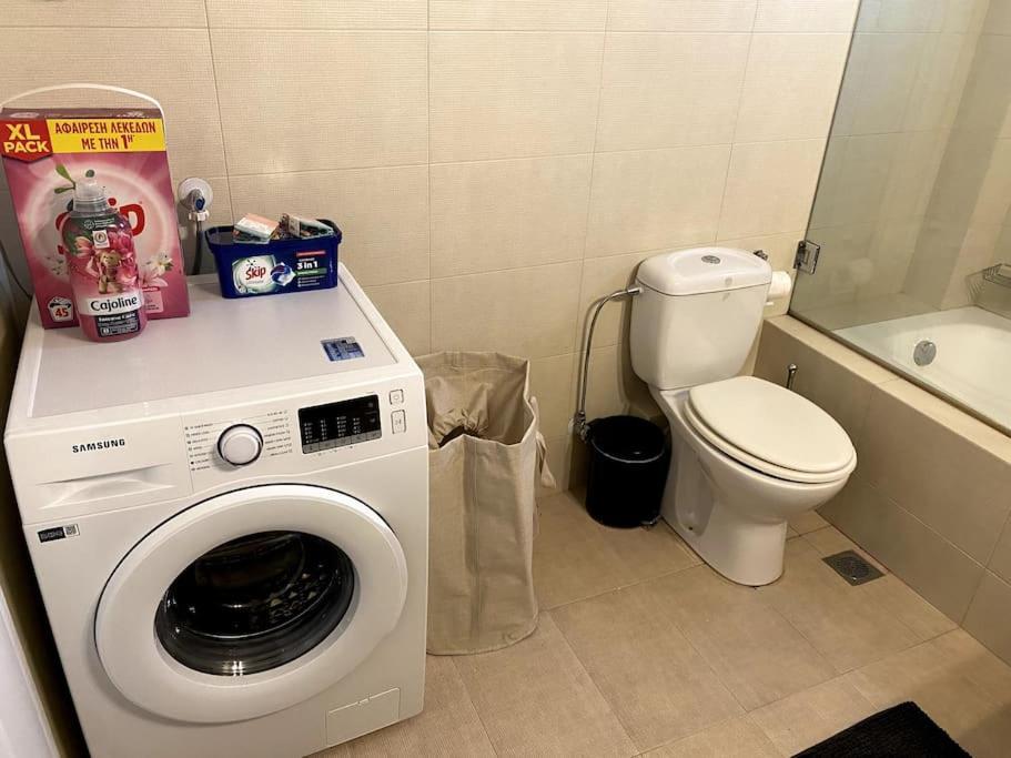 Spacious And Sunkissed 3Br & 2 Bathrooms Apartment Athens Luaran gambar