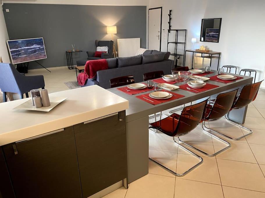Spacious And Sunkissed 3Br & 2 Bathrooms Apartment Athens Luaran gambar