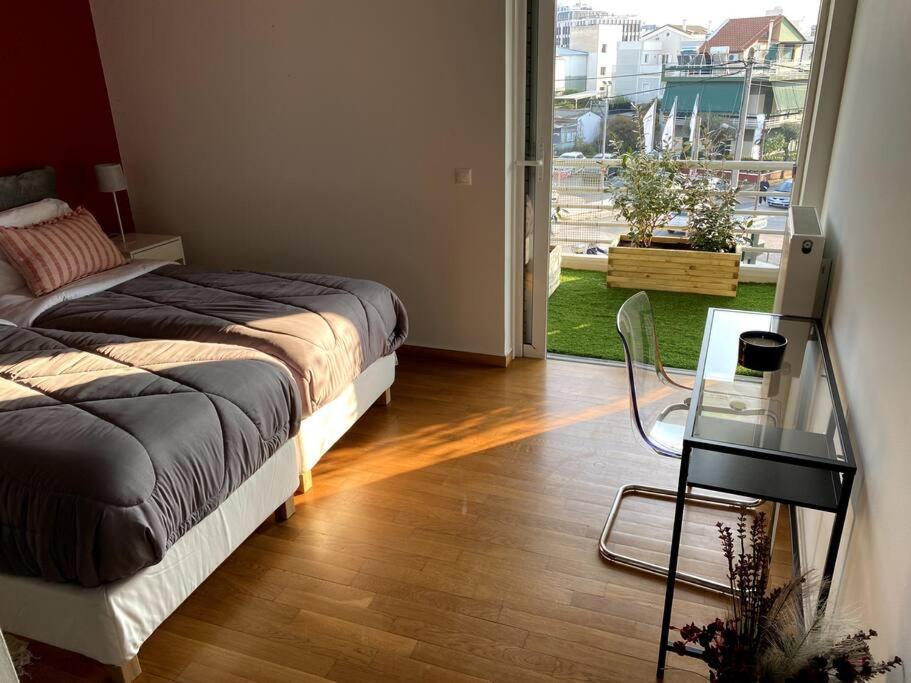 Spacious And Sunkissed 3Br & 2 Bathrooms Apartment Athens Luaran gambar